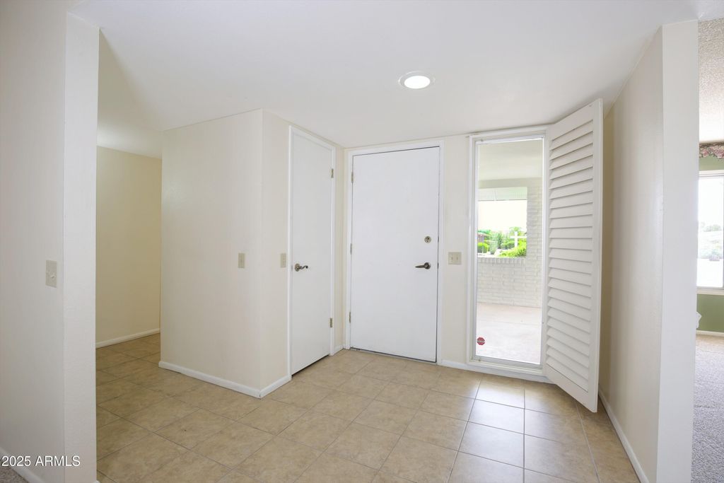 Photo of 10134 W Pine Springs Drive, Sun City, AZ 85373 (MLS # 6912325)