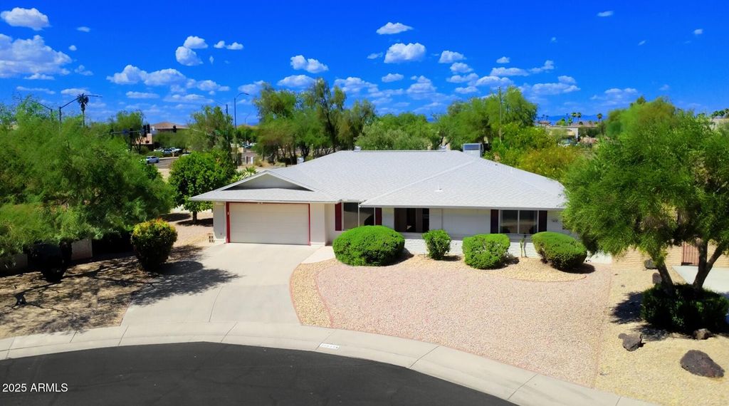 Photo of 10134 W Pine Springs Drive, Sun City, AZ 85373 (MLS # 6912325)