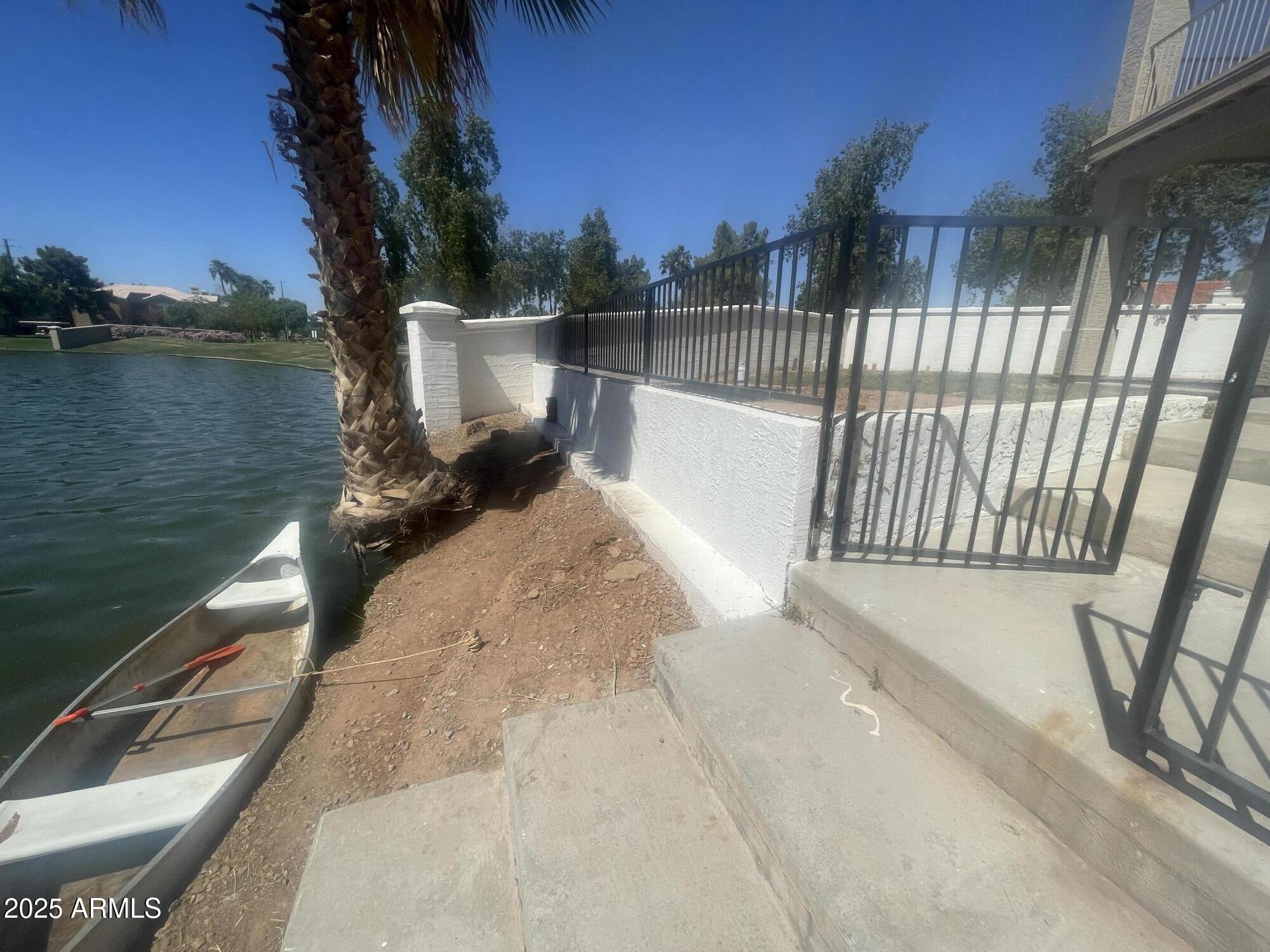 1414 N PALMSPRINGS Drive