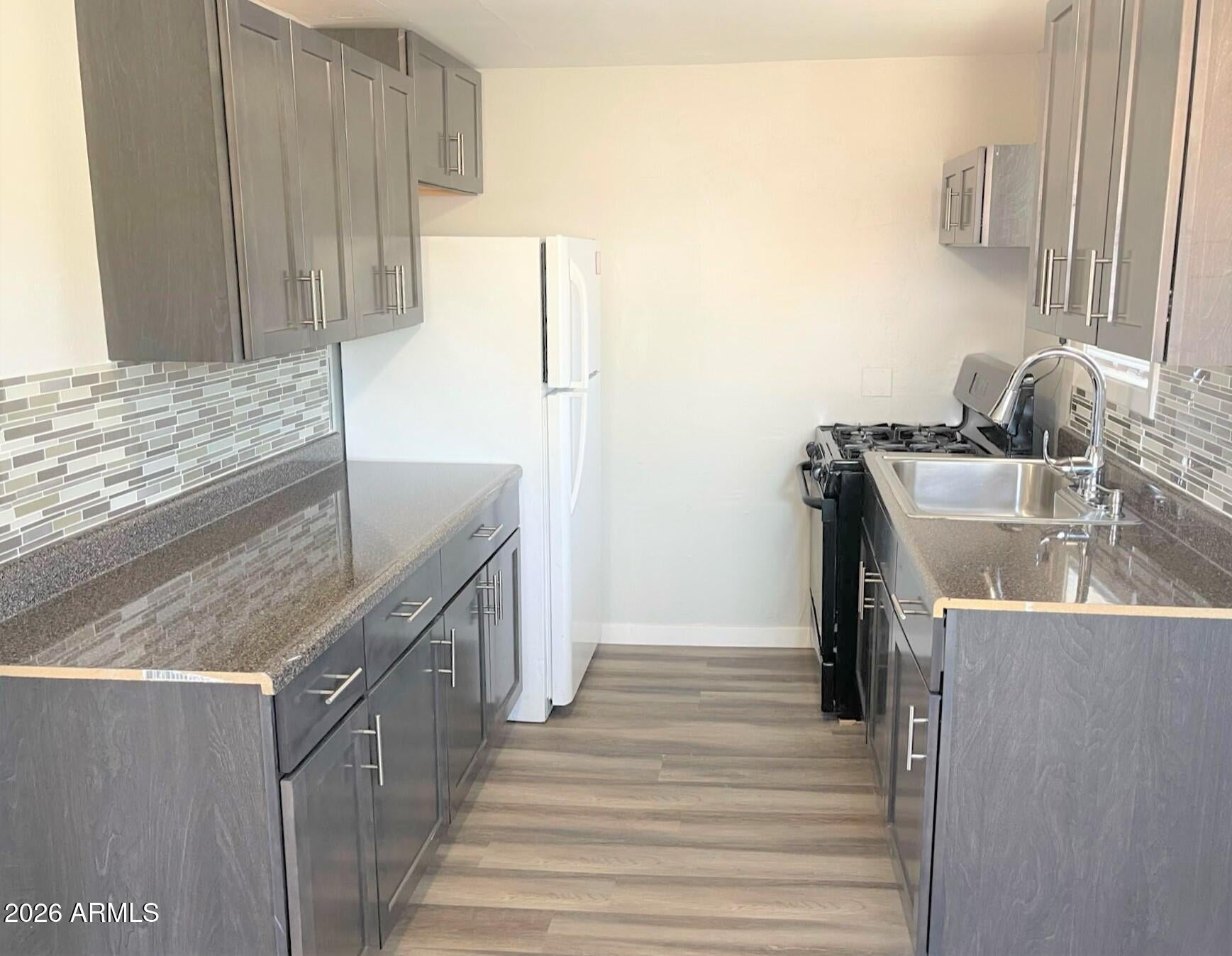 1125 E Devonshire Avenue Apt 1