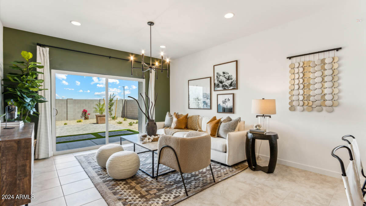 5595 E Cinder Lane