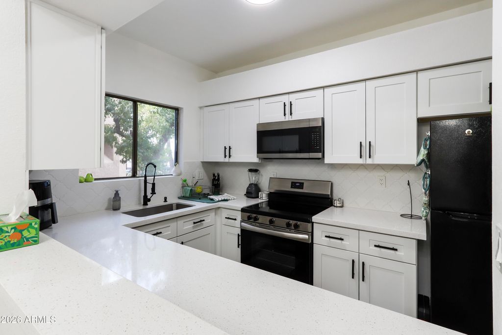 Photo of 1287 N Alma School Road #206, Chandler, AZ 85224 (MLS # 6993545)