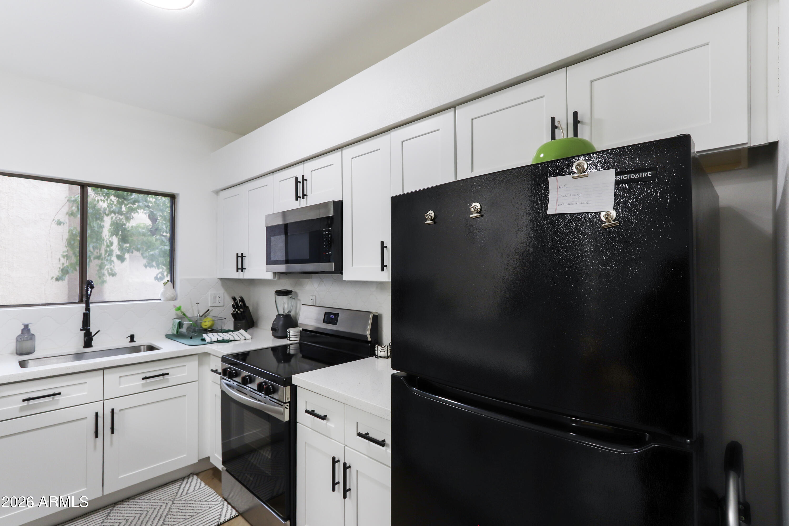 1287 N ALMA SCHOOL Road 206