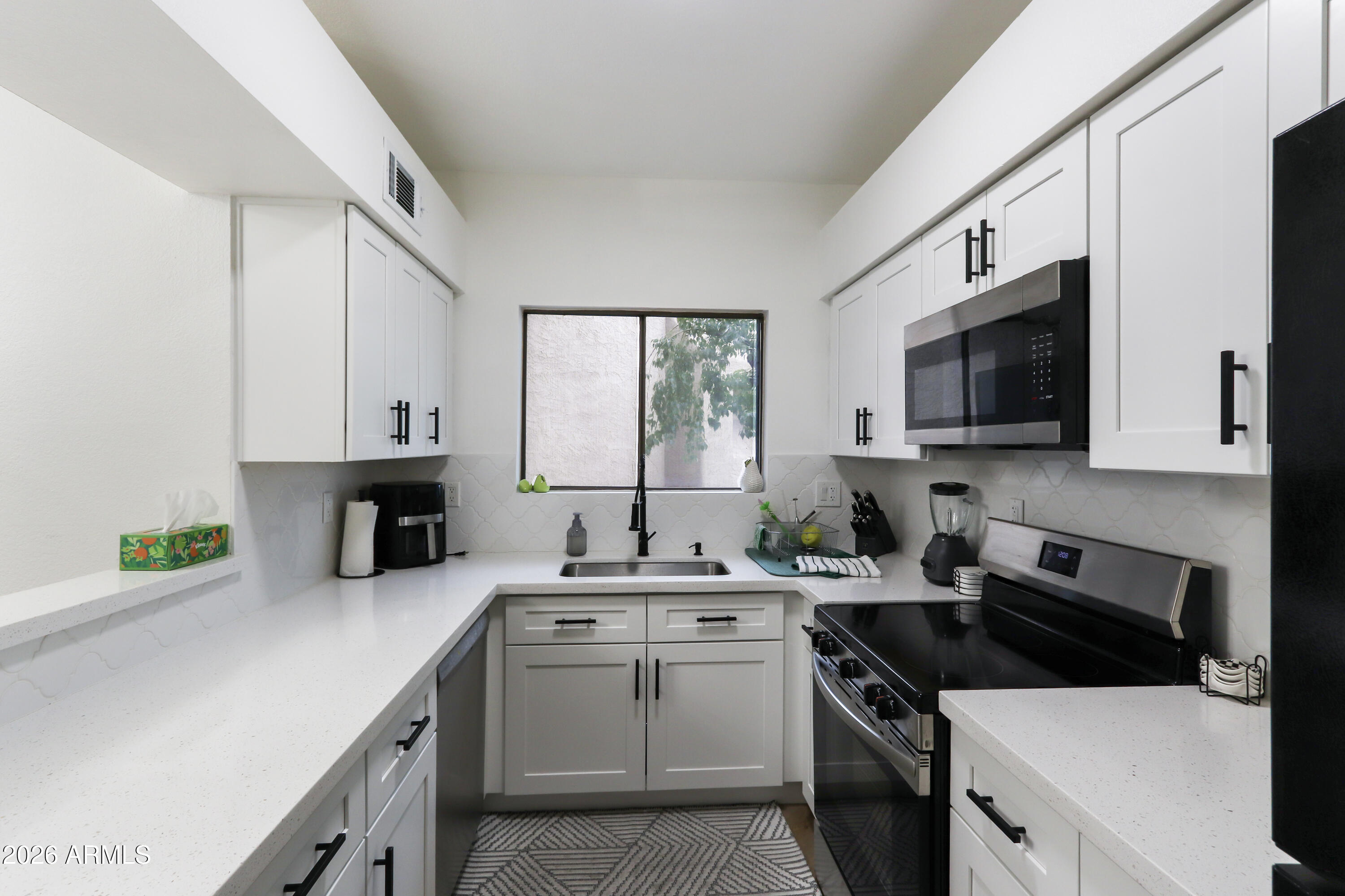 1287 N ALMA SCHOOL Road 206