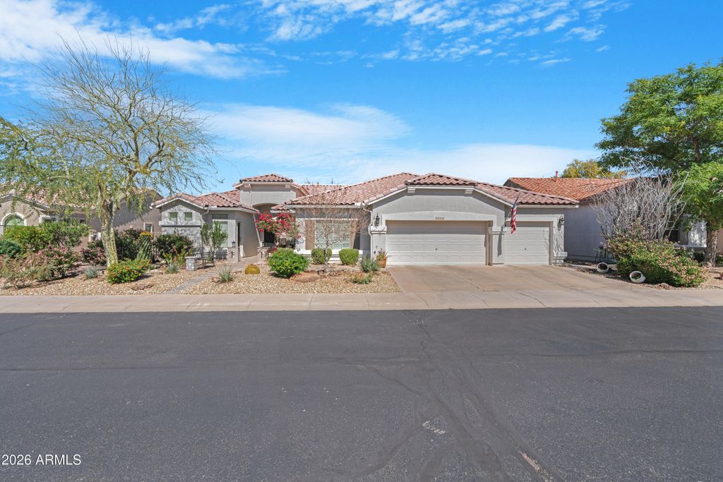 Photo of 4586 E Nightingale Lane, Gilbert, AZ 85298 (MLS # 6988243)
