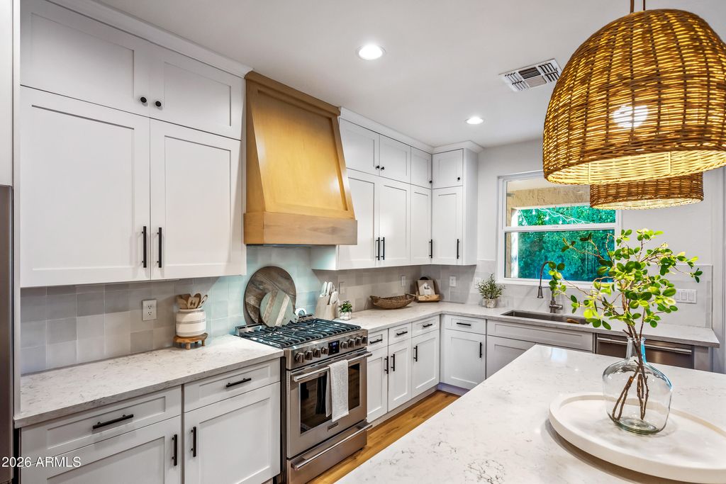 Photo of 1121 E Powell Way, Chandler, AZ 85249 (MLS # 6995012)