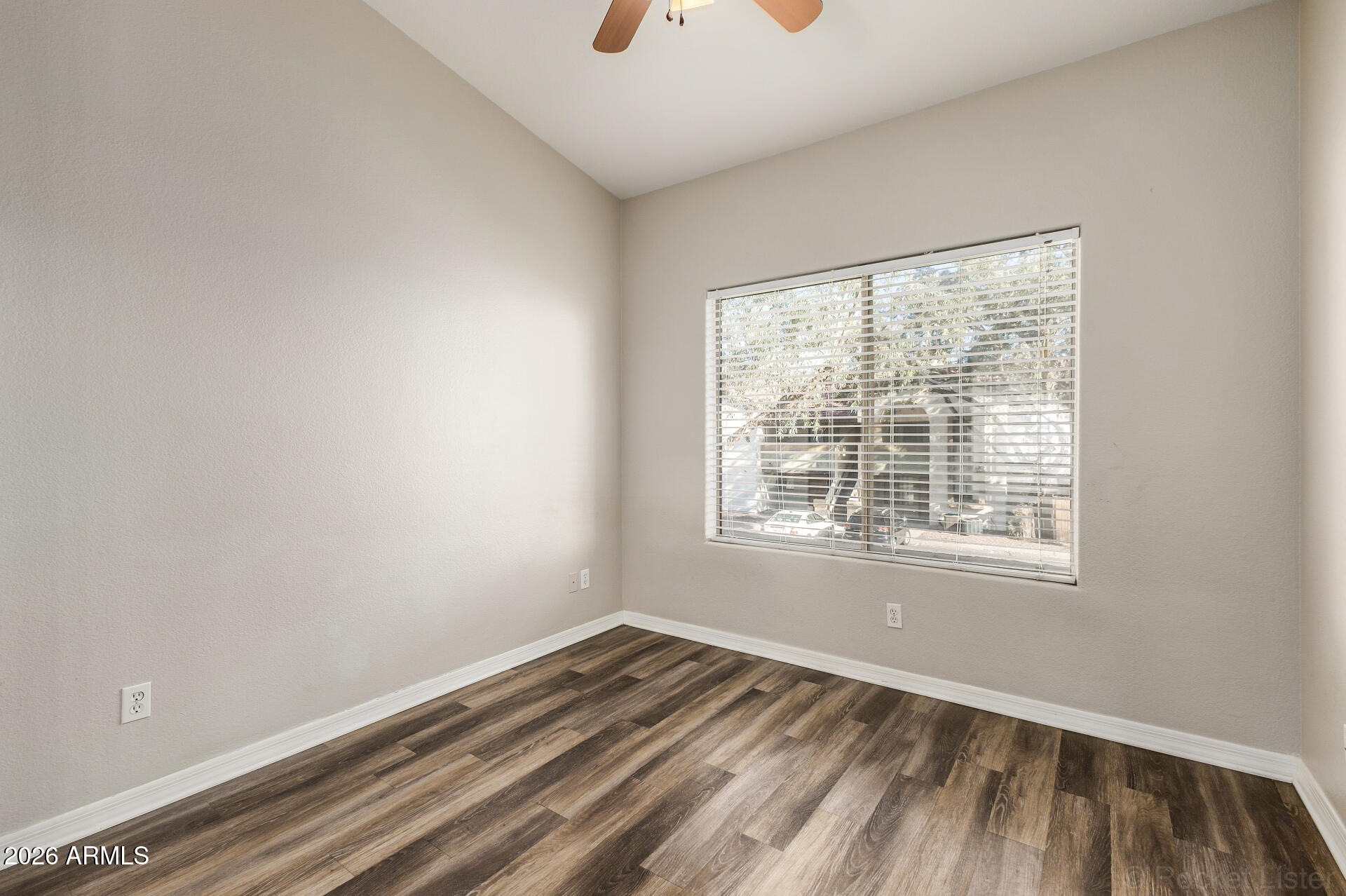 1406 W EMERALD Avenue 112