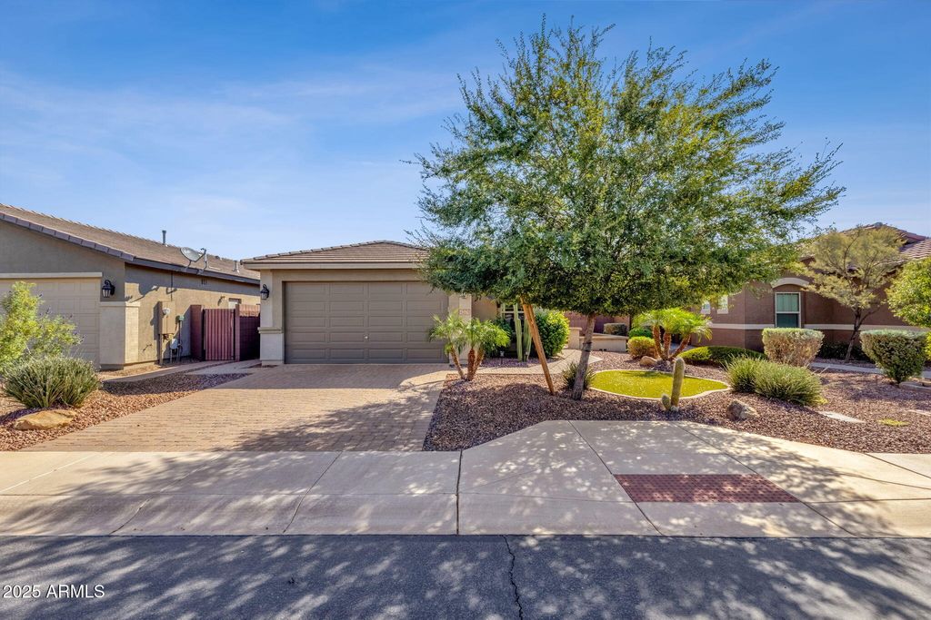 Photo of 42175 N Wollemi Street, Queen Creek, AZ 85140 (MLS # 6924454)