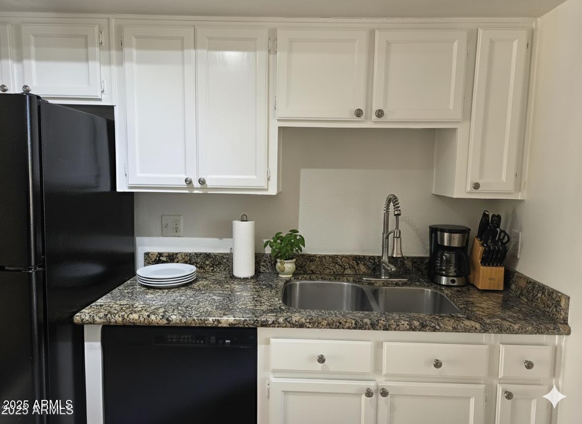 1927 E HAMPTON Avenue 263