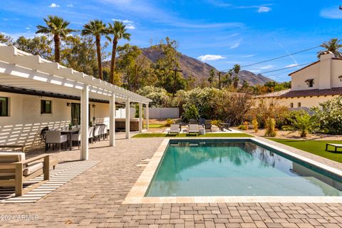 4633 N 49TH Place Phoenix AZ 85018
