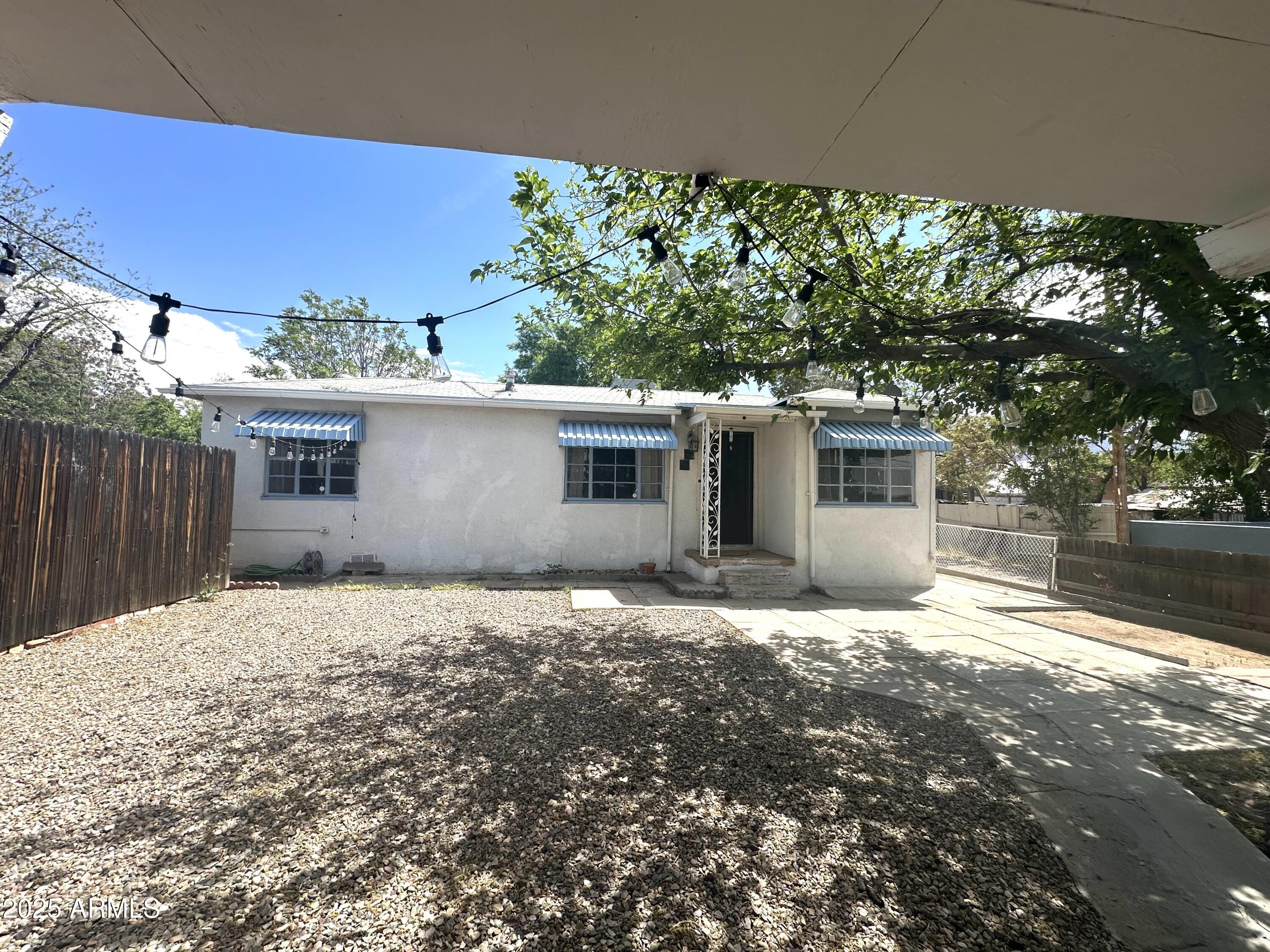 Listing image 4