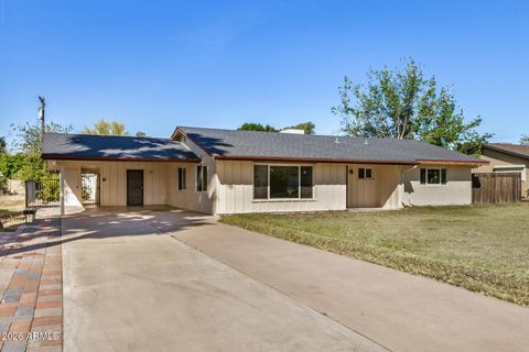 Photo of 6740 N 15th Street, Phoenix, AZ 85014 (MLS # 7004204)