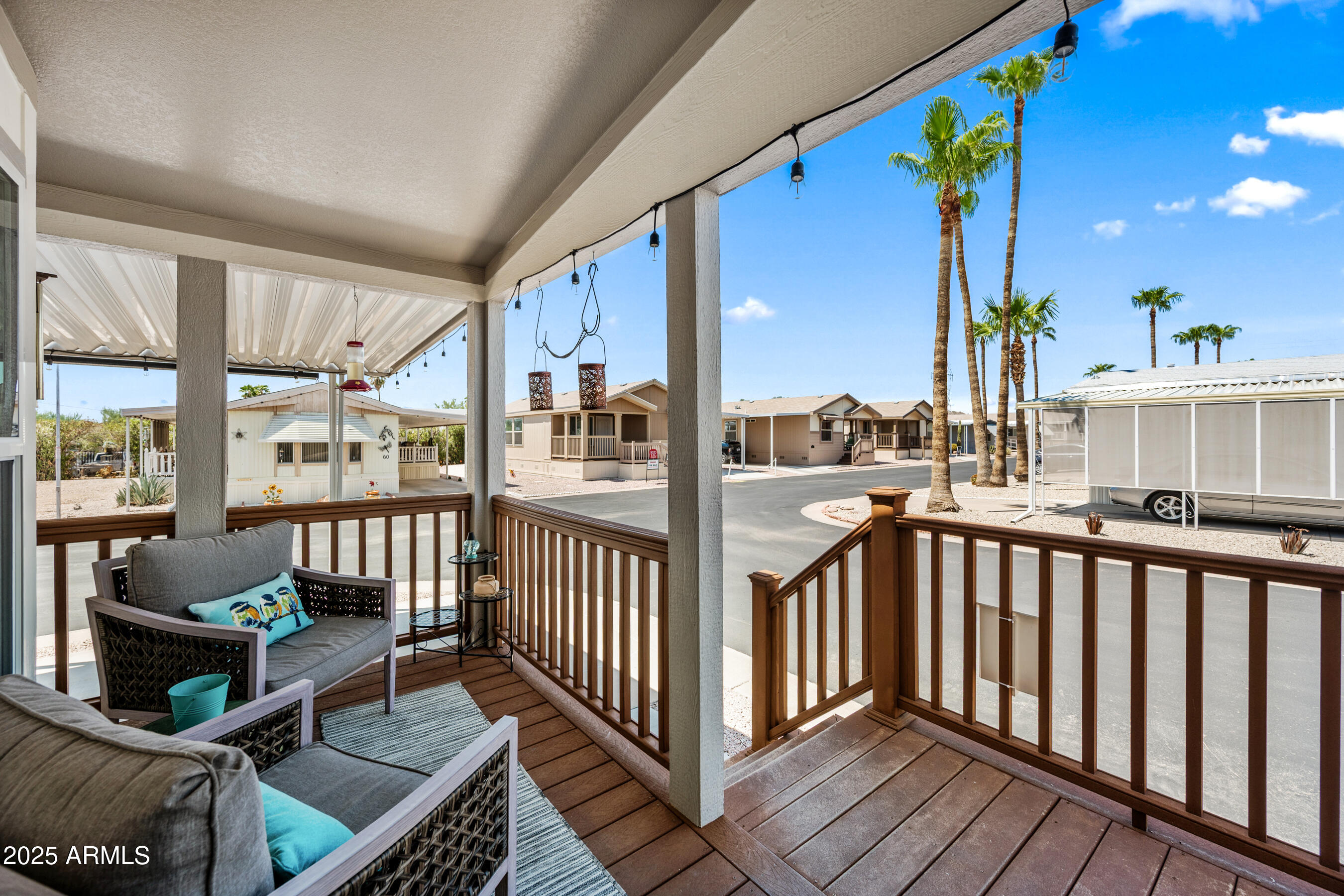 9333 E UNIVERSITY Drive 84