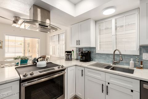 26414 S LAKEMONT Drive Sun Lakes AZ 85248