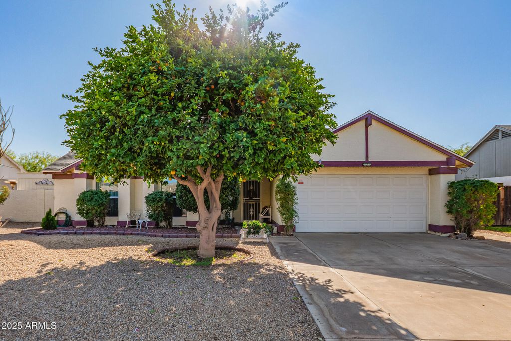 Photo of 9033 W Hatcher Road, Peoria, AZ 85345 (MLS # 6957545)