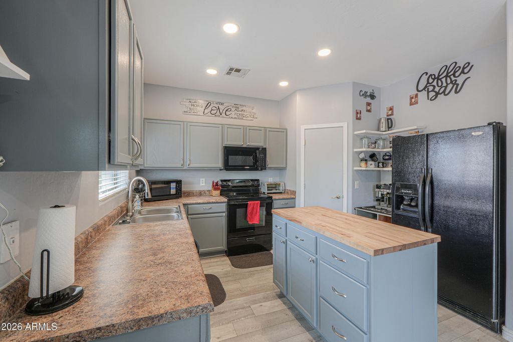 Photo of 45574 W Tulip Lane, Maricopa, AZ 85139 (MLS # 7013486)