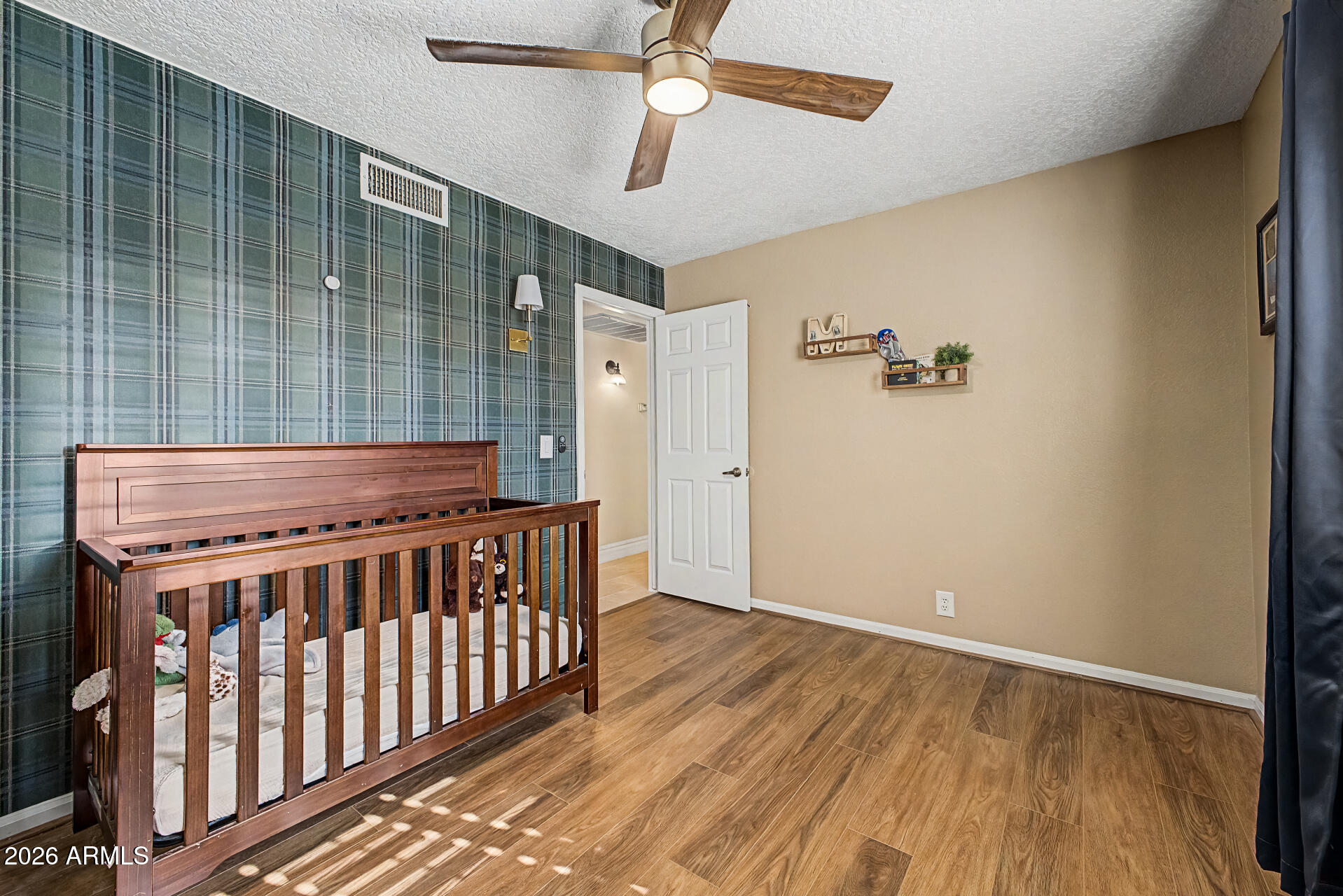ROYAL ESTATES EAST - Residential