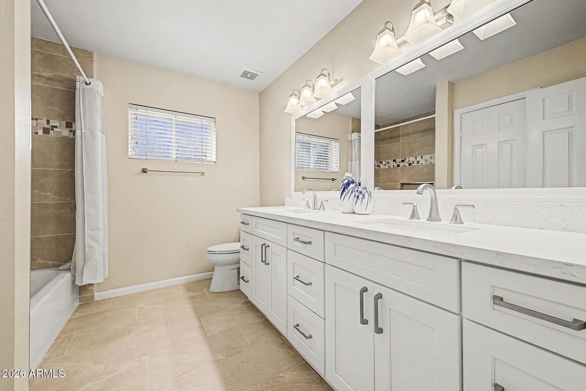 ROYAL ESTATES EAST - Residential