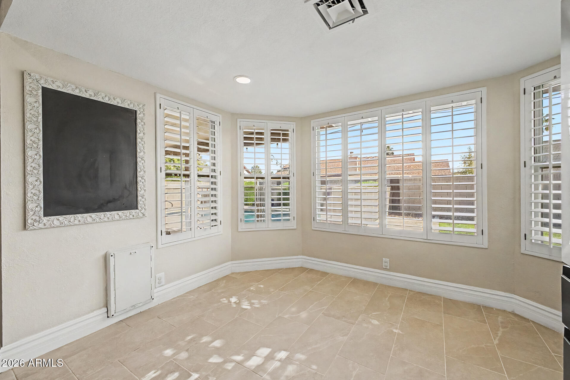 ROYAL ESTATES EAST - Residential