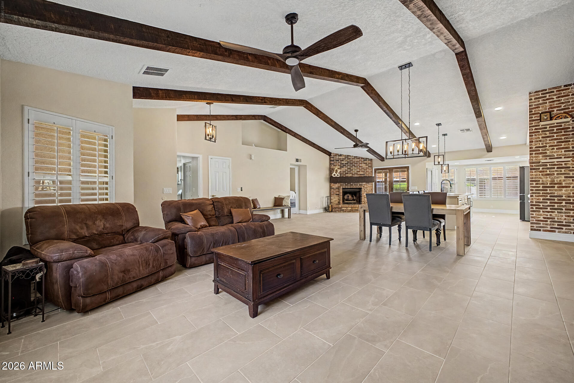 ROYAL ESTATES EAST - Residential