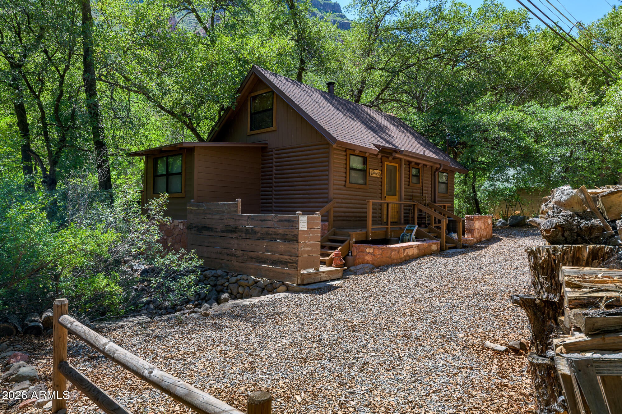 435 OAK Trail