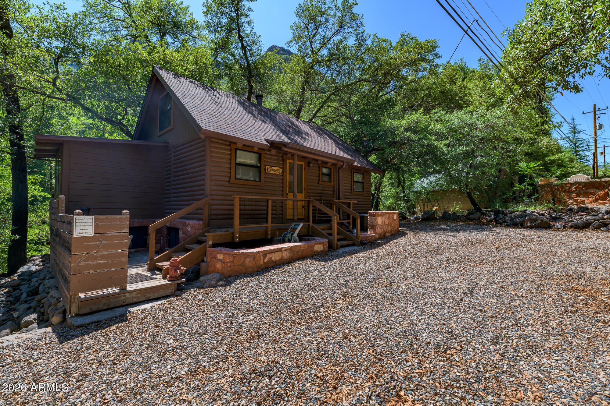 435 OAK Trail