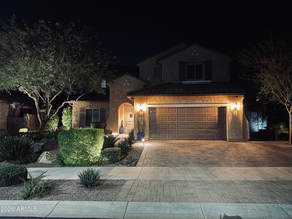 Photo of 33212 N 26th Lane N, Phoenix, AZ 85085 (MLS # 7000444)