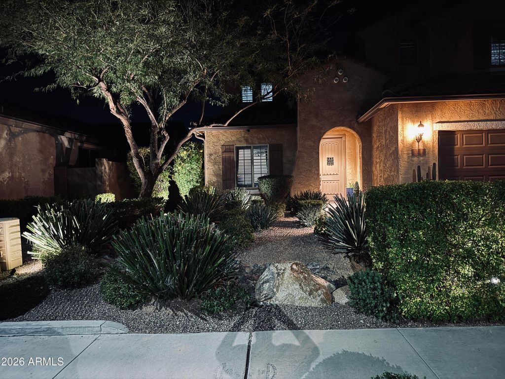 Photo of 33212 N 26th Lane N, Phoenix, AZ 85085 (MLS # 7000444)