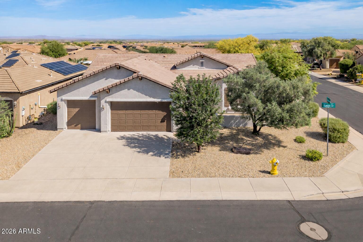 26474 W RUNION Drive