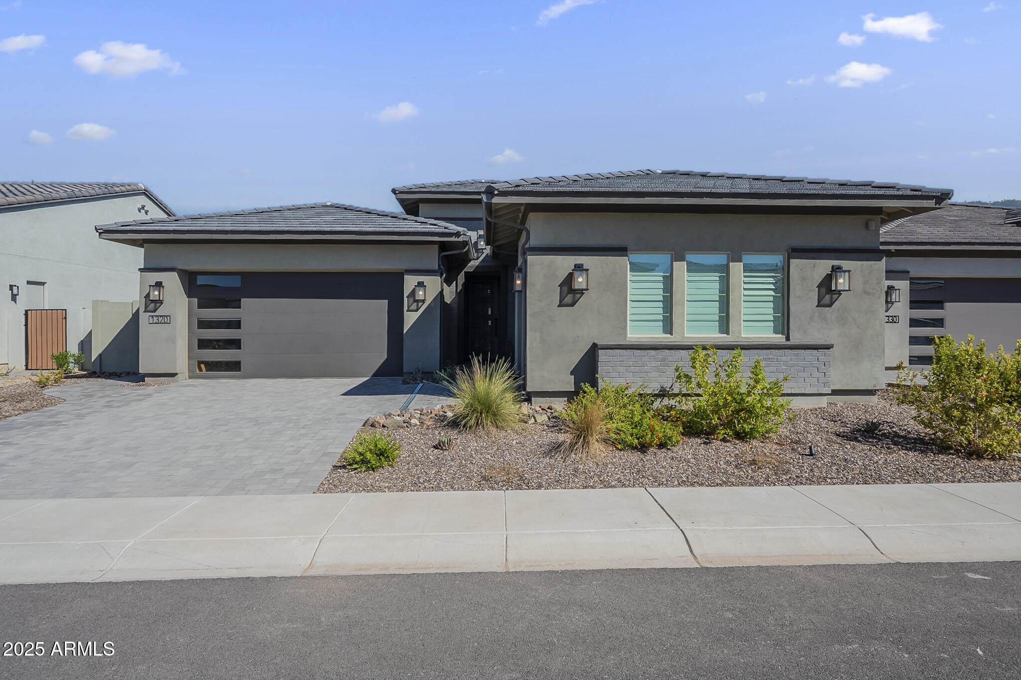 1320 E BEECHNUT Place