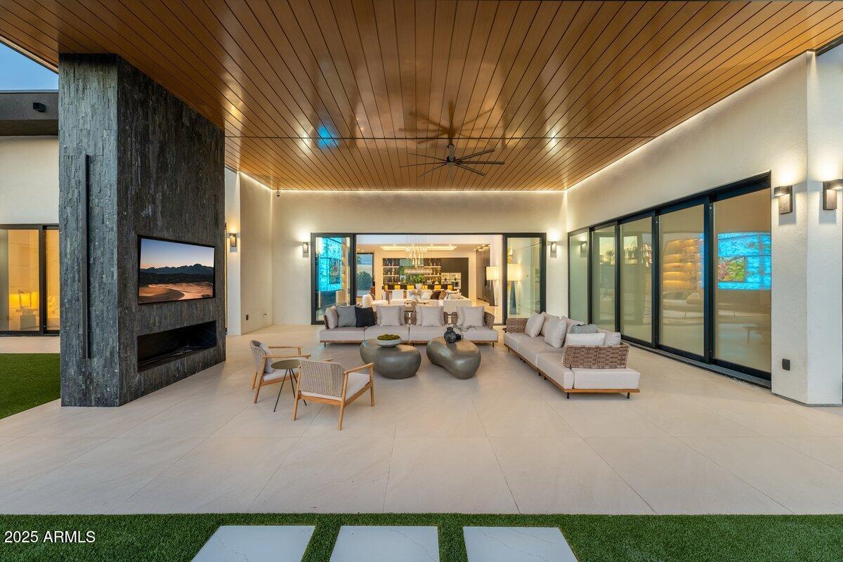 DESERT HILLS NORTH - Residential