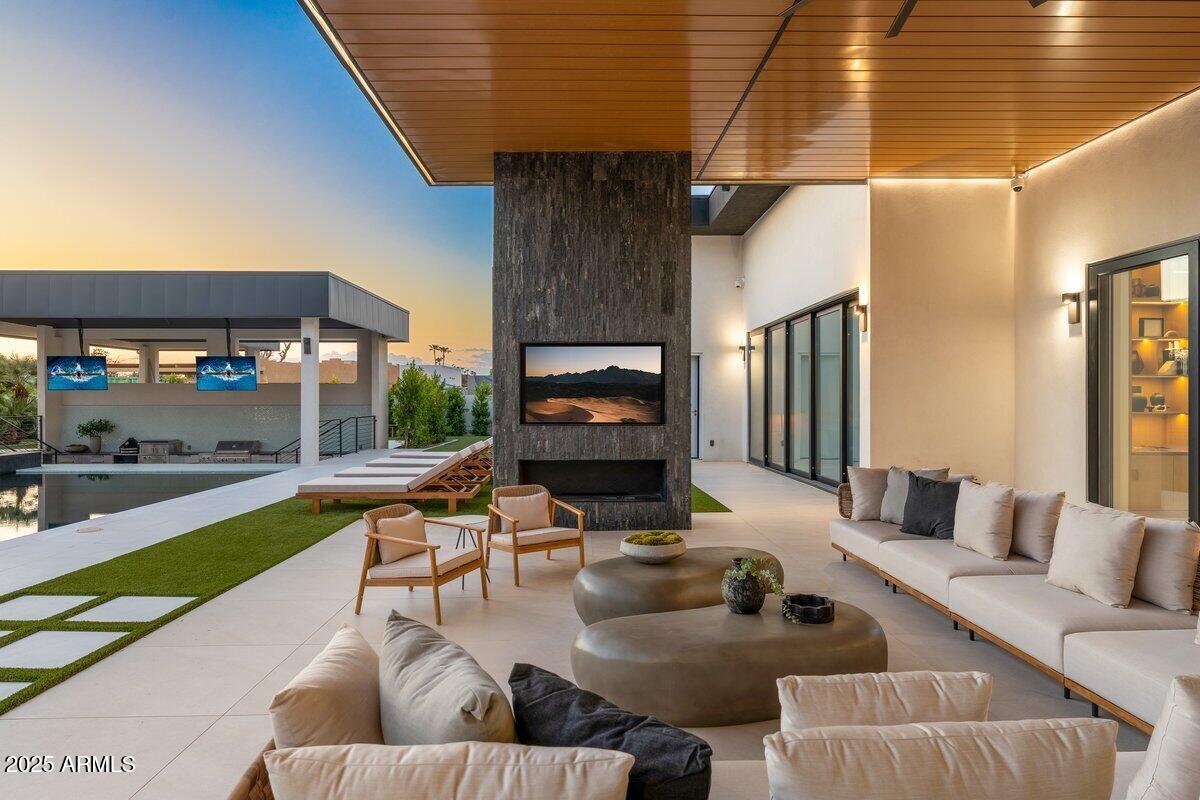 DESERT HILLS NORTH - Residential