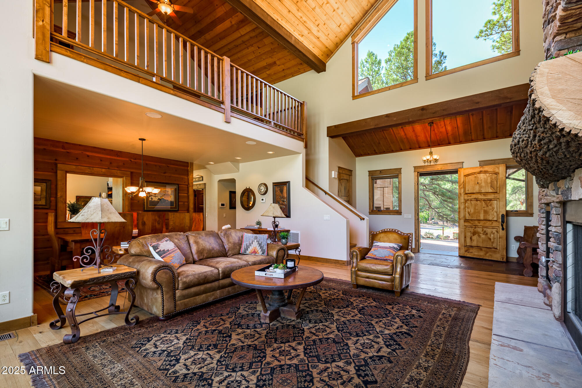 Homes 4 2872 BEAR HOWARD --