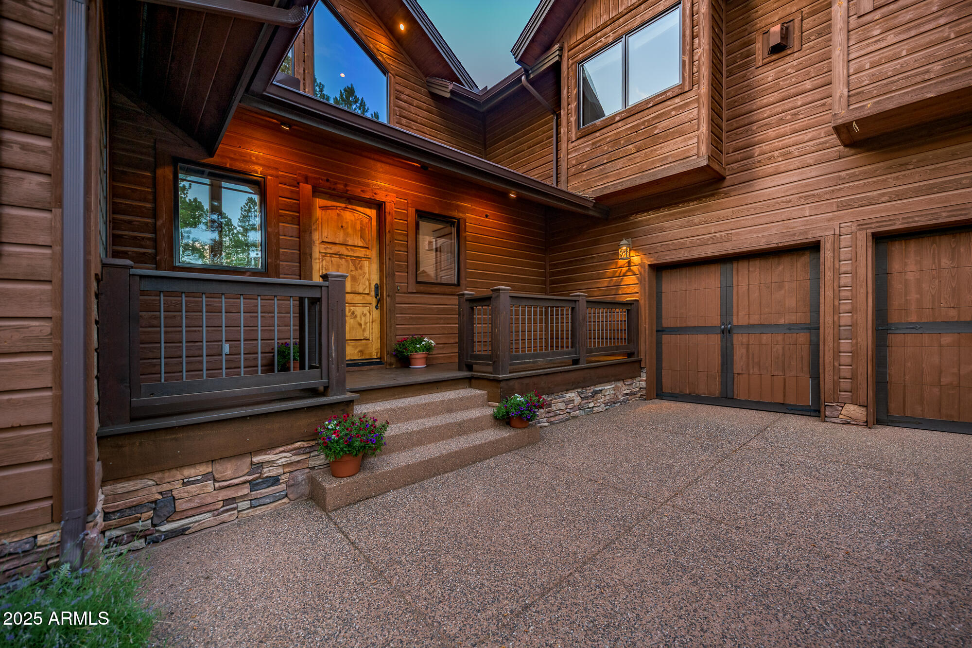 Homes 2 2872 BEAR HOWARD --