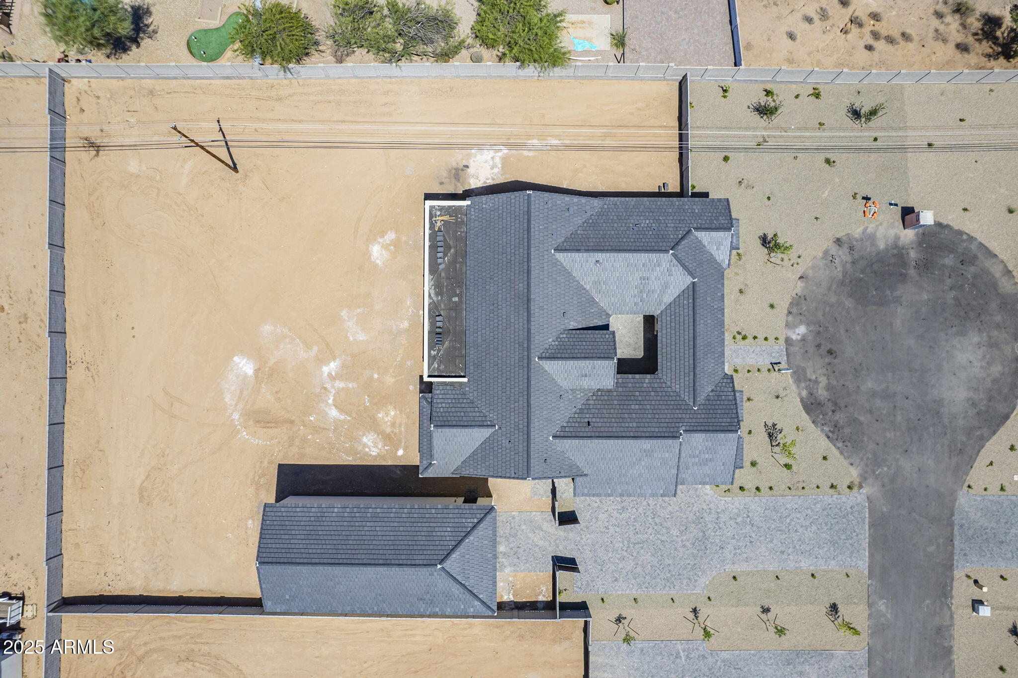 2099 N 177TH Place