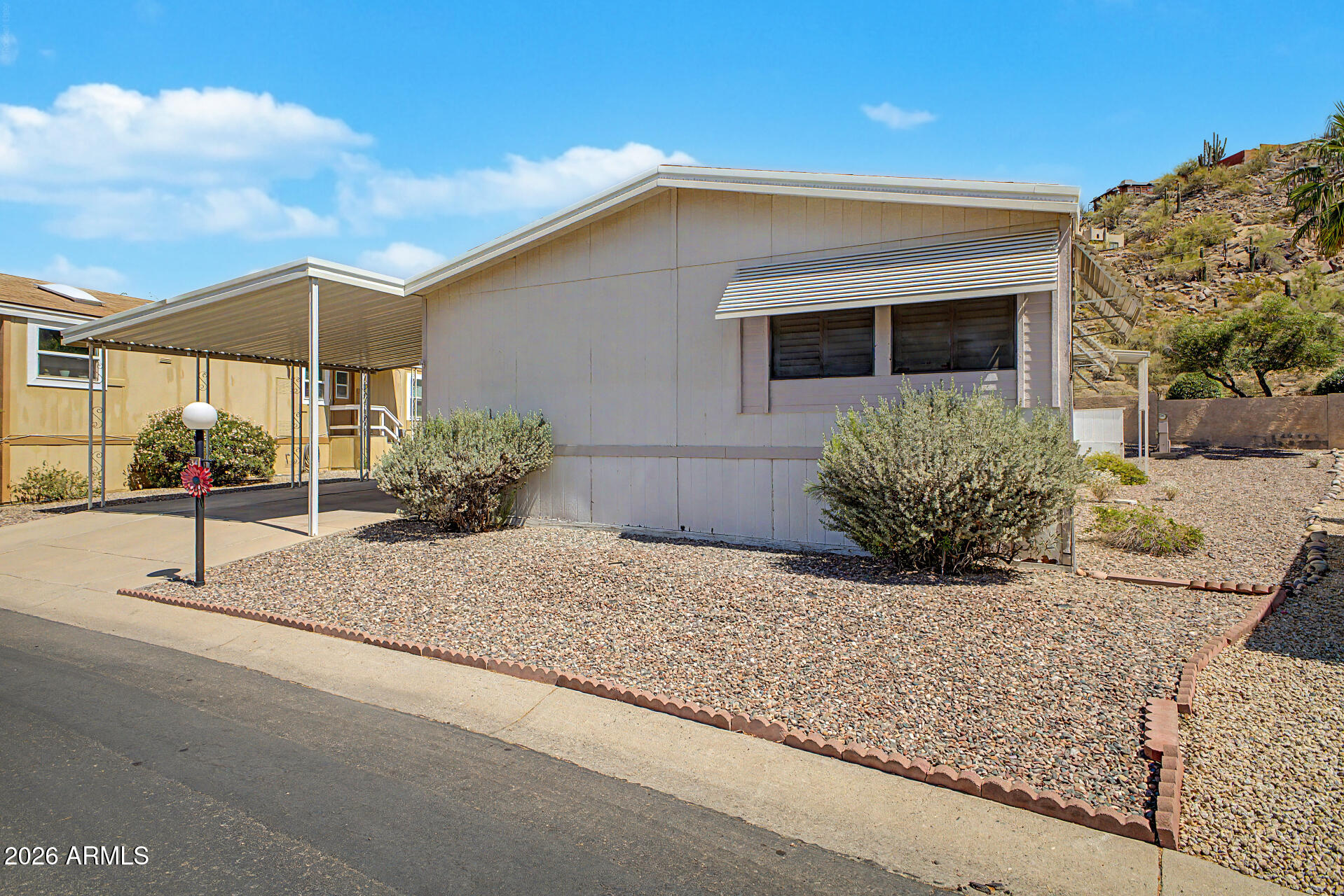 2233 E BEHREND Drive 34