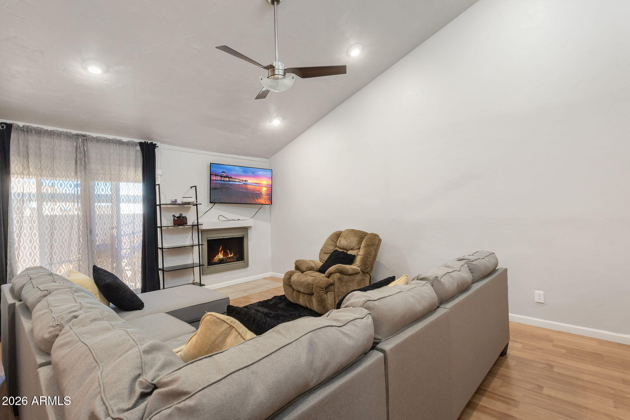THE MEADOWS - Residential