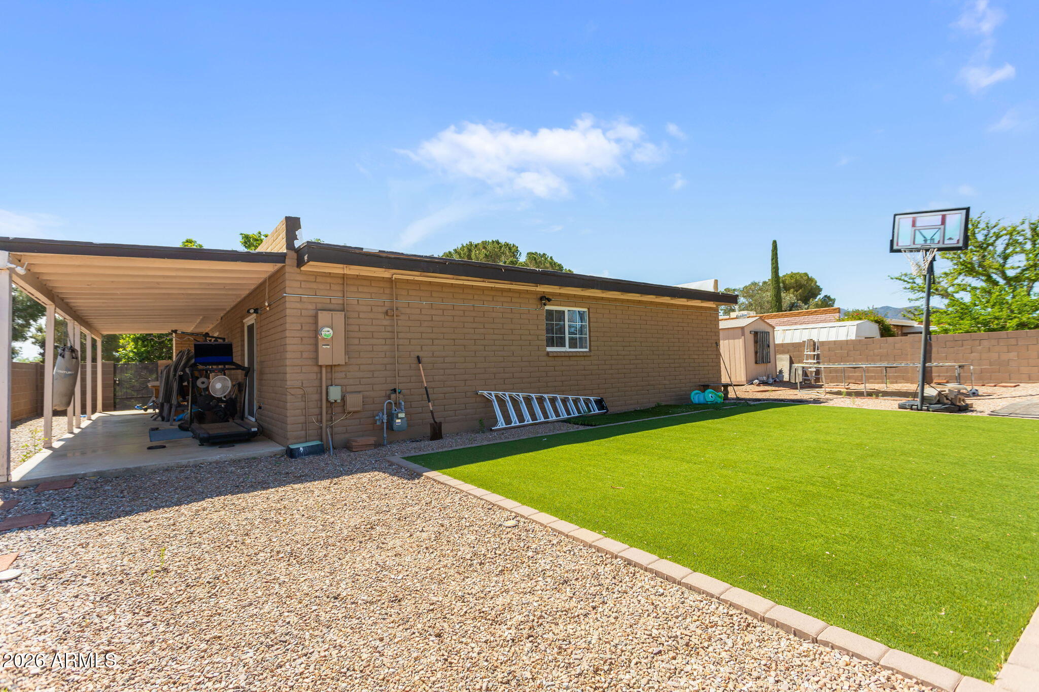 THE MEADOWS - Residential
