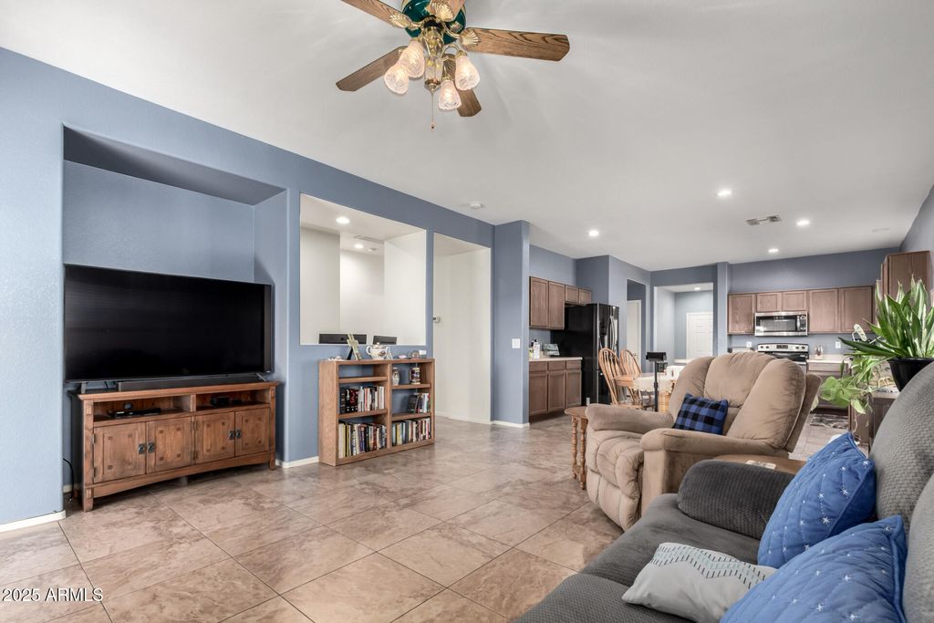 Photo of 2865 E Cathy Drive, Gilbert, AZ 85296 (MLS # 6928413)