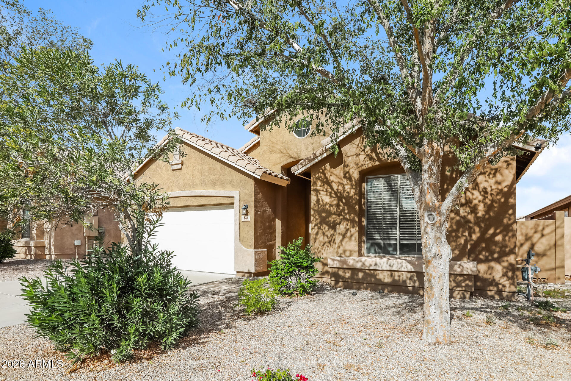 22512 N DAVIS Way