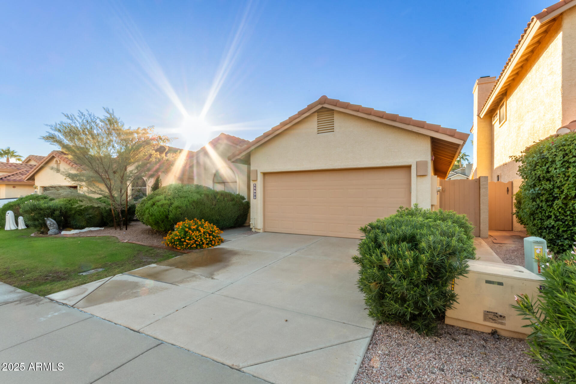 11928 N 91ST Place