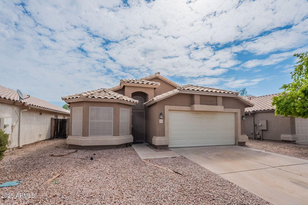 Photo of 165 S Quartz Street, Gilbert, AZ 85296 (MLS # 6910250)