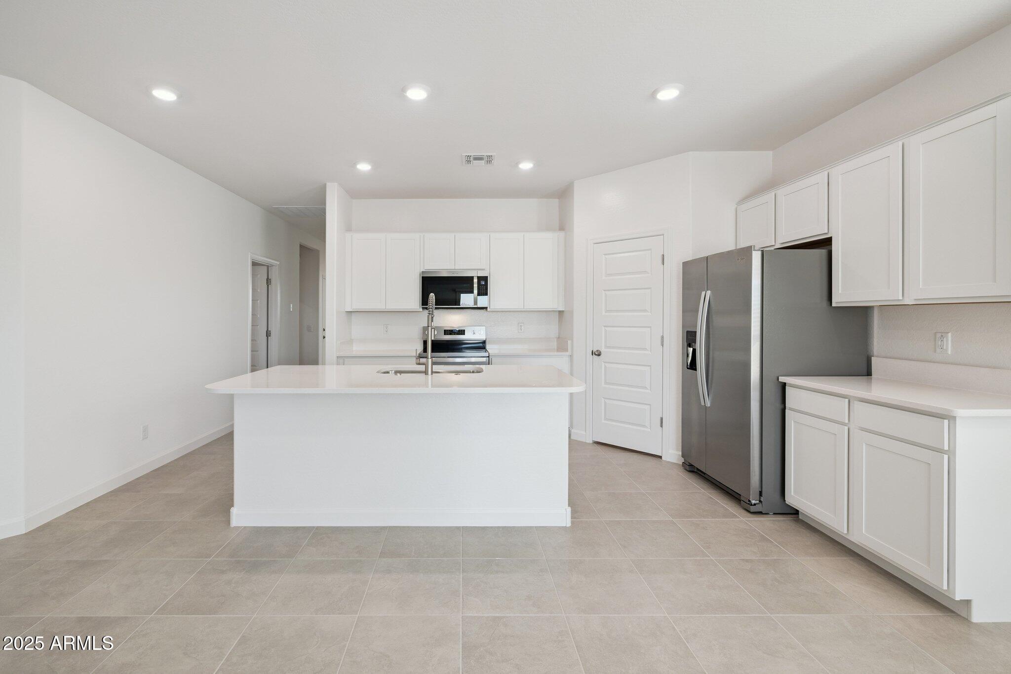 24108 W YAVAPAI Street