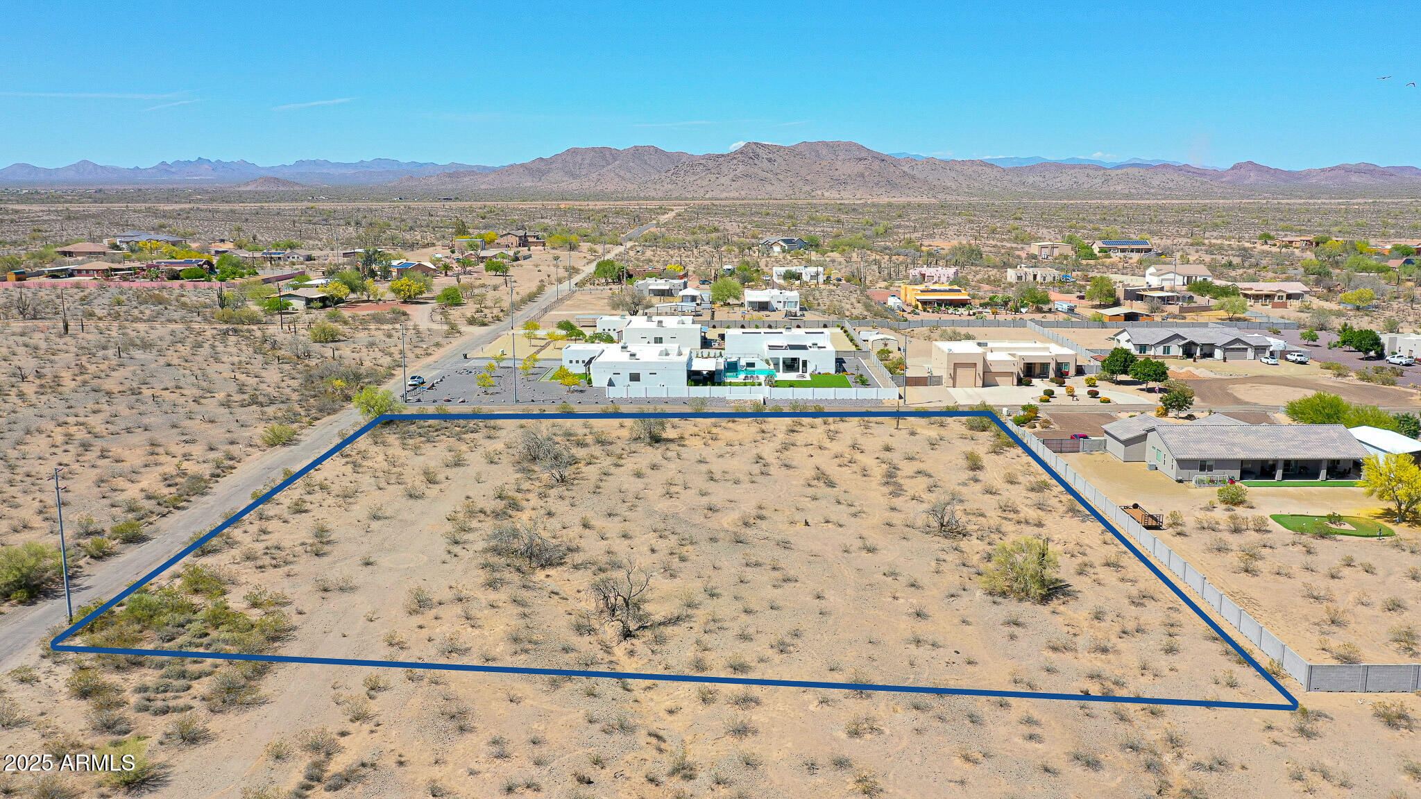 155XX W BOB WHITE Way -