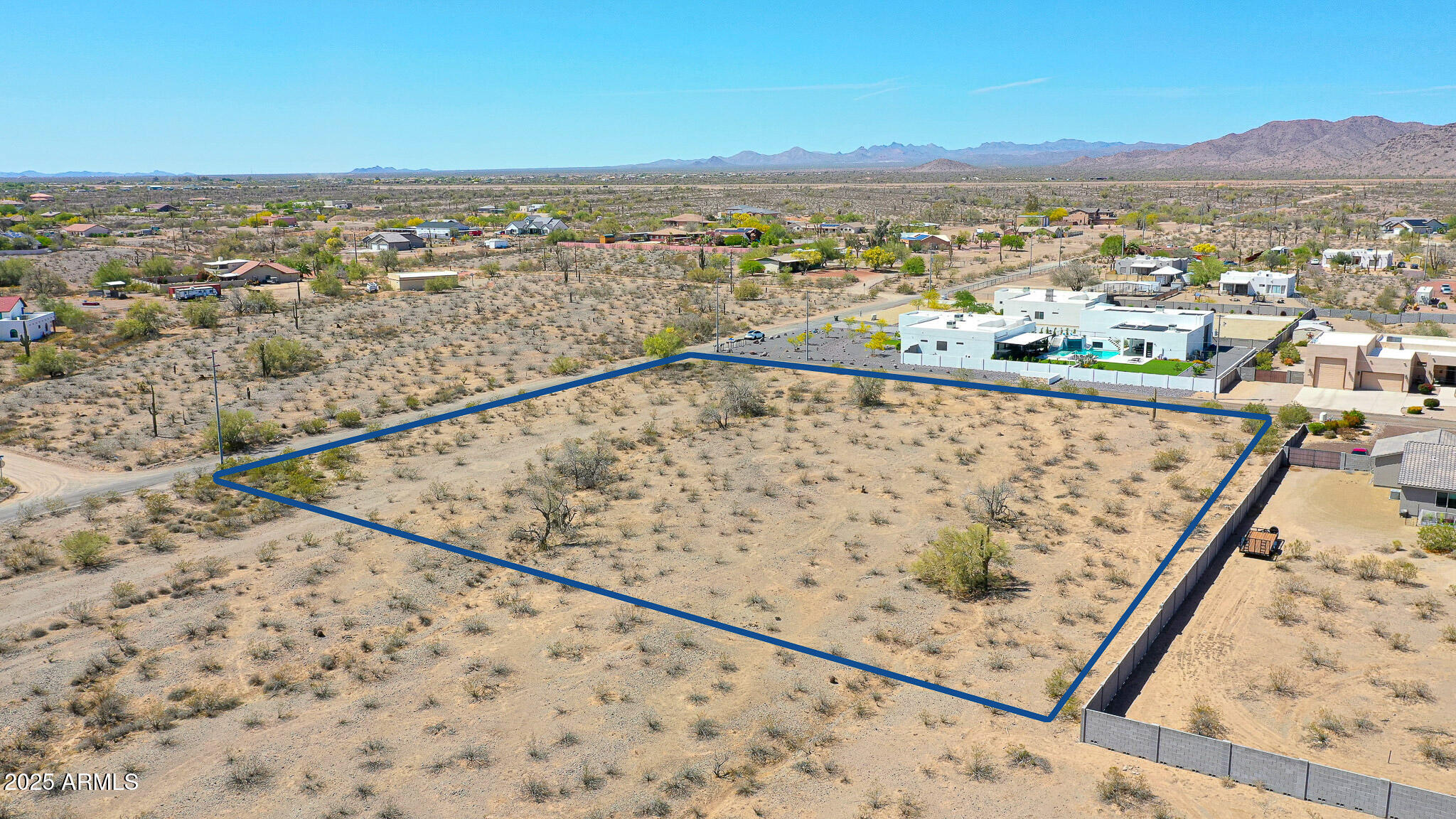 155XX W BOB WHITE Way -