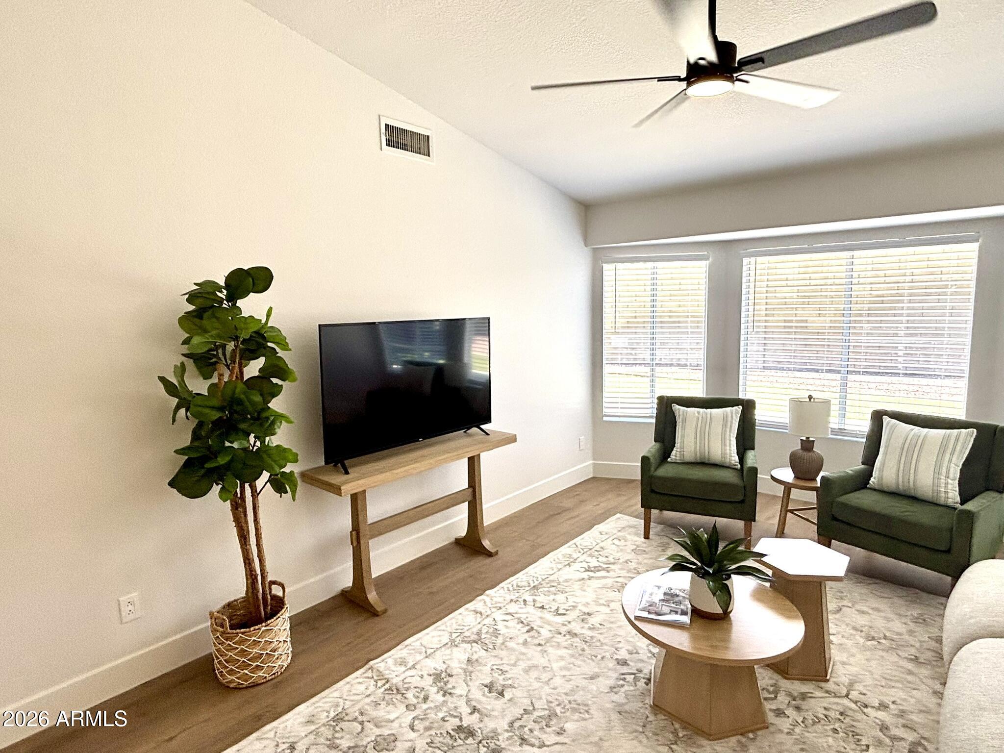 6147 E Quartz Circle