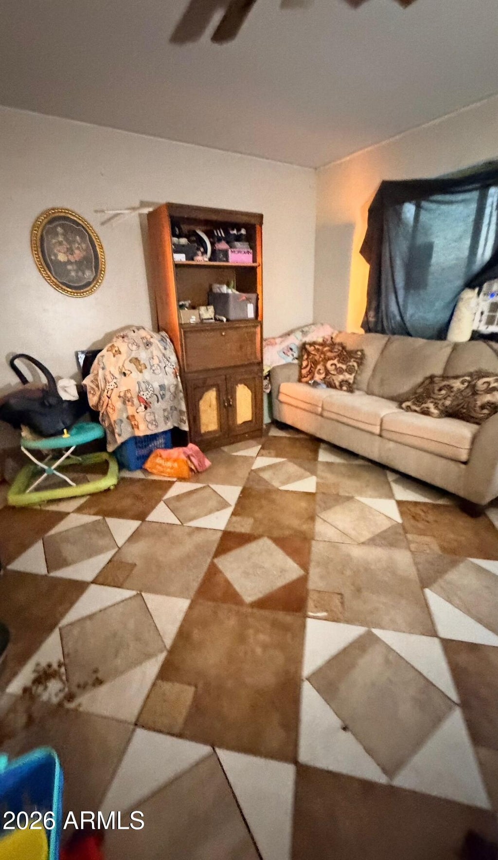 Photo of 9426 S 10th Avenue, Phoenix, AZ 85041 (MLS # 7093620)