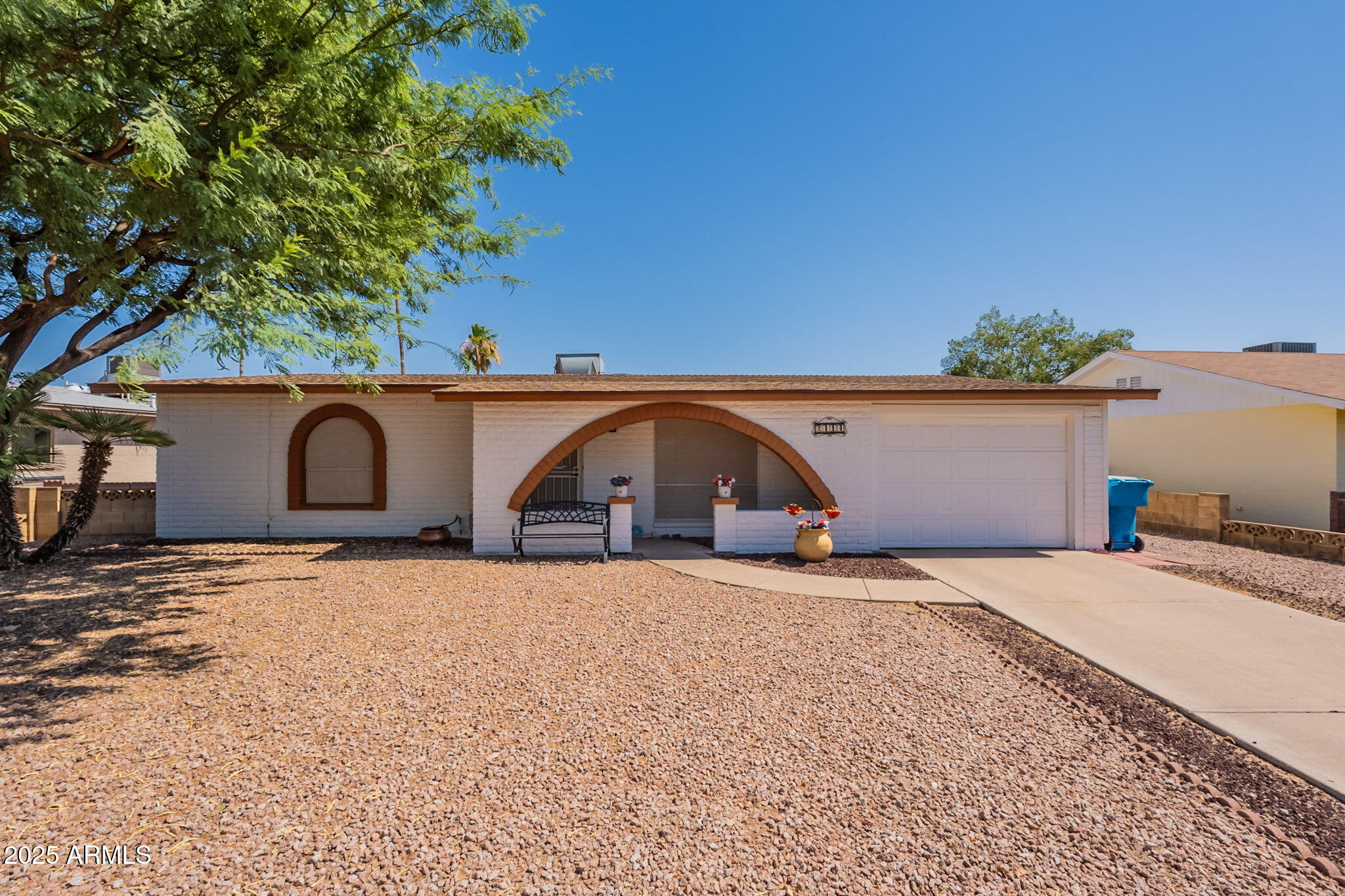 2114 E TIERRA BUENA Lane
