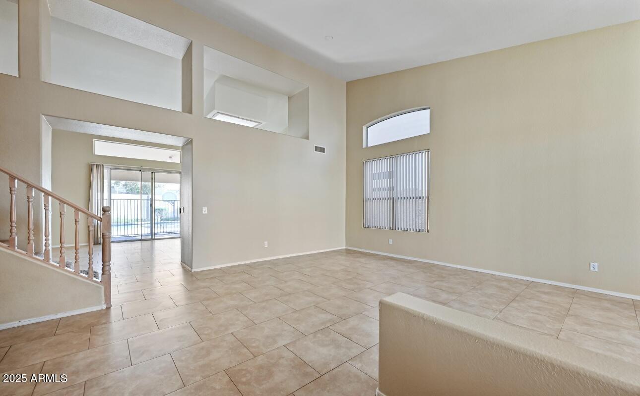 6923 W Laredo Street