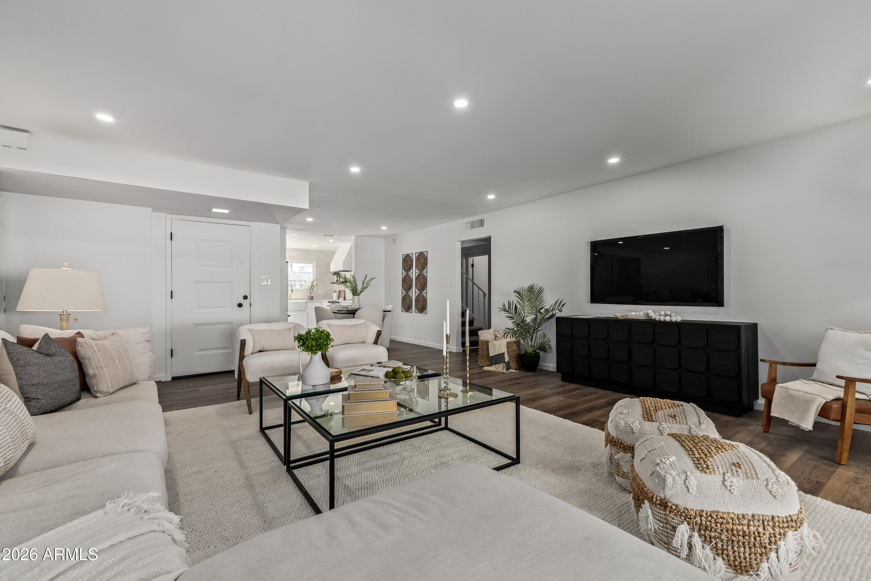 7638 E NORTHLAND Drive